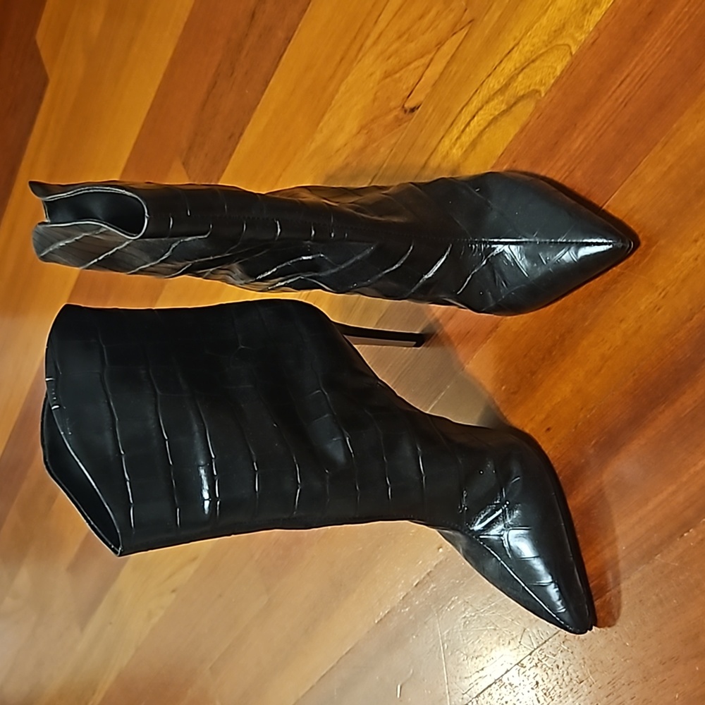 Black Croc Schutz Maryana heeled booties